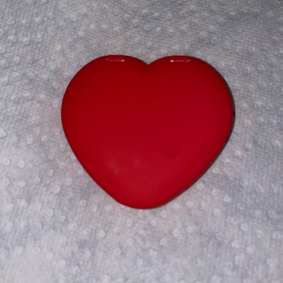 Double Makeup Mirror Compact Red Heart NWOB - Picture 3 of 6